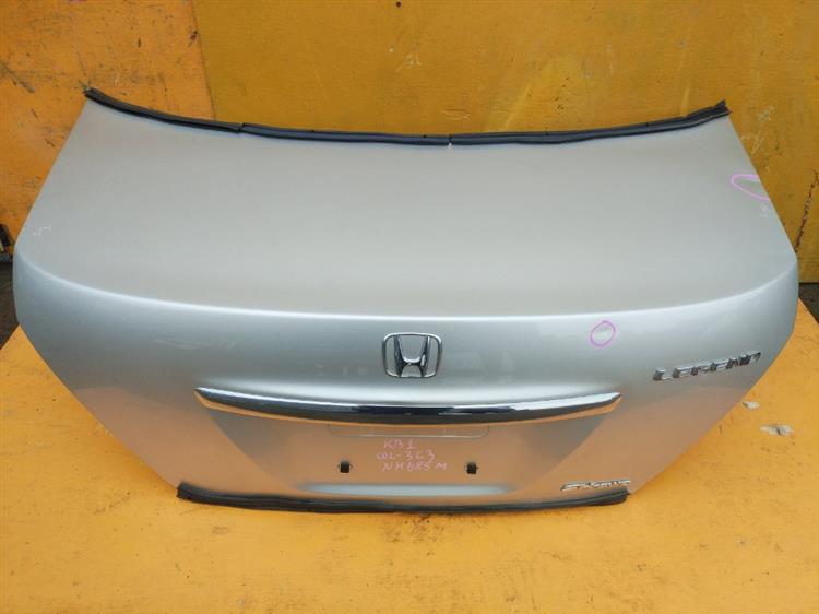 Крышка багажника Хонда Легенд в Иркутске 555211